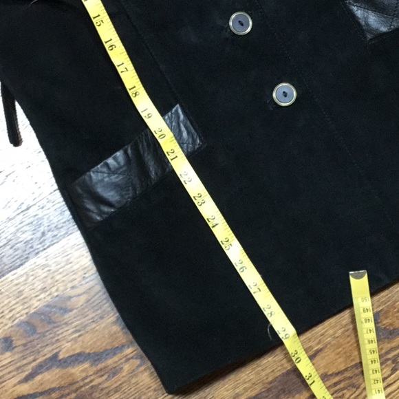 Danier Leather Suede Blazer with Leather Trim - Fully Lined - Picture 11 of 12